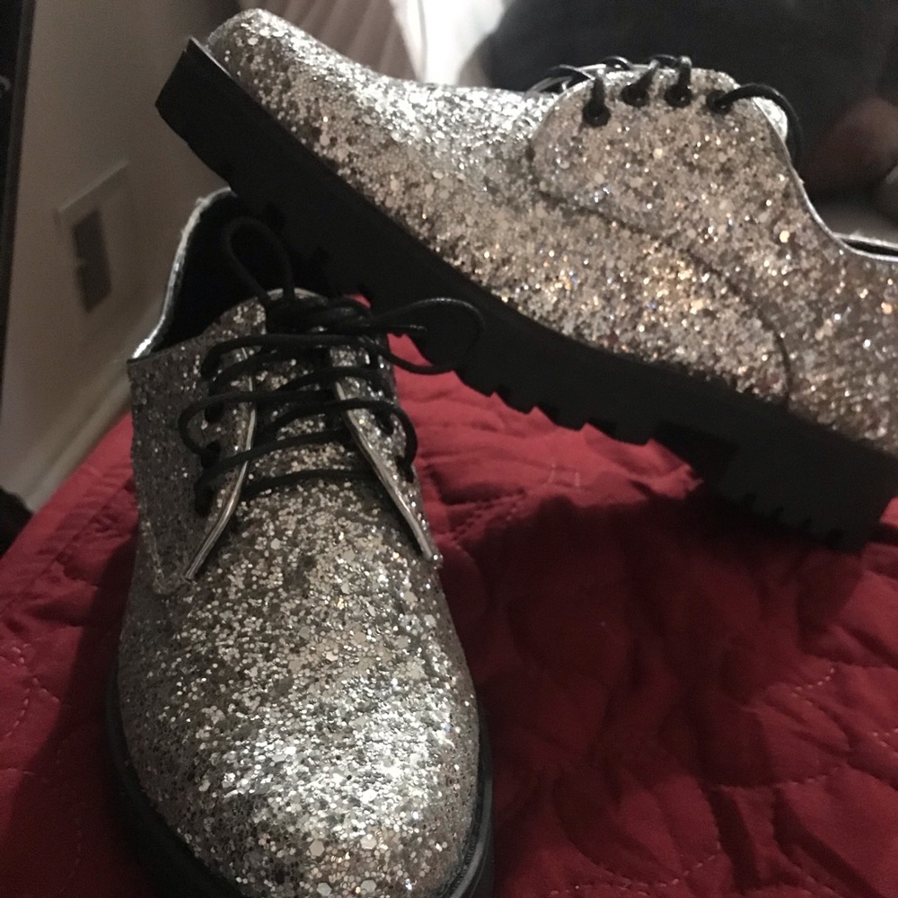 Steve Madden glitter oxfords